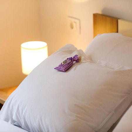 Apartment Grace, Feel At Home - Away From Home Split Exteriör bild