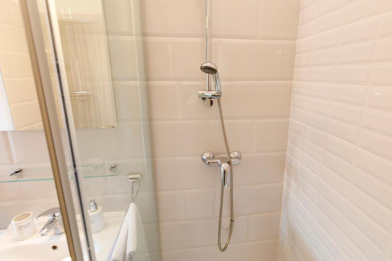 Apartment Grace, Feel At Home - Away From Home Split Exteriör bild